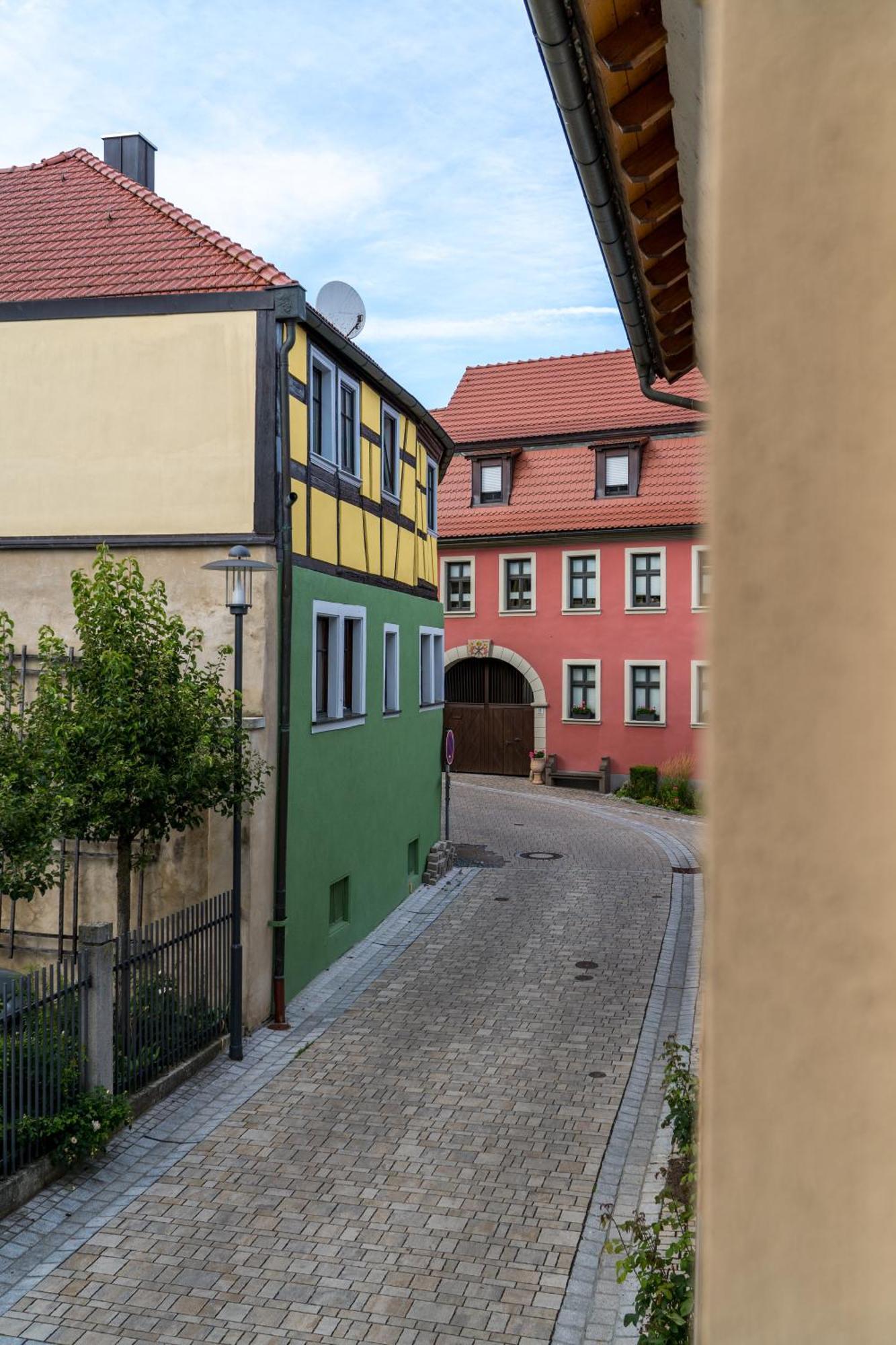 Ferienwohnung Nadine Petschler Obereisenheim Esterno foto